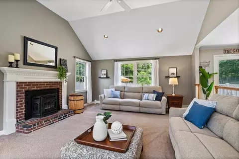 24 Devincent Dr, Stow, MA 01775 photo 11