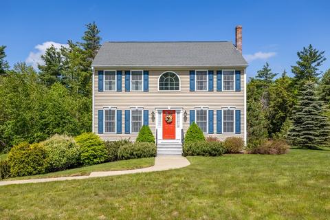 38 Foster Ct, Gardner, MA 01440