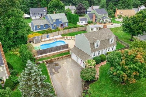 51 Jamestown Rd, Leominster, MA 01453