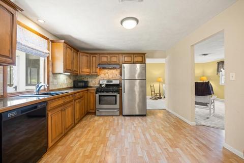 11 Rickey Dr, Maynard, MA 01754 photo 10