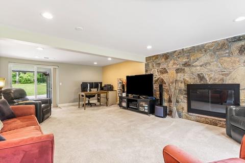 12 Rolling Dr, Framingham, MA 01701 photo 3