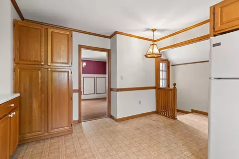 5 Centre Ln, Milton, MA 02186 photo 9