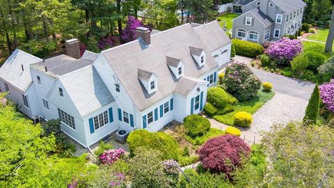 35 Fairview Ave, Brockton, MA 02301