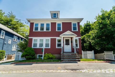 32 Maynard St #2, Boston, MA 02131