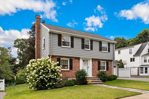 37 Aborn Ave, Wakefield, MA 01880