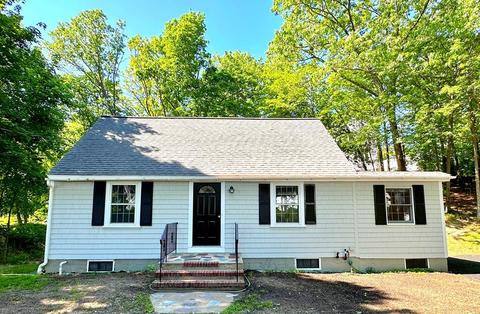 165 R Green St, Stoneham, MA 02180