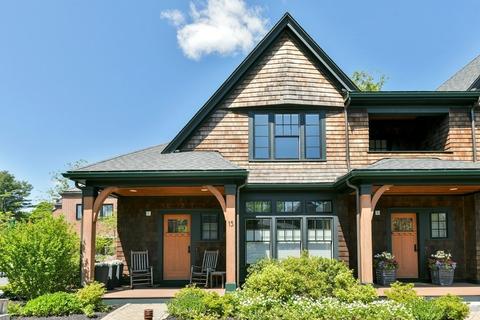 15 Abbey Rd #15, Sherborn, MA 01770
