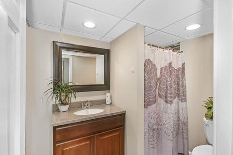 30 Apthorp St, Worcester, MA 01606 photo 29