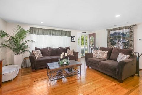 30 Apthorp St, Worcester, MA 01606 photo 6