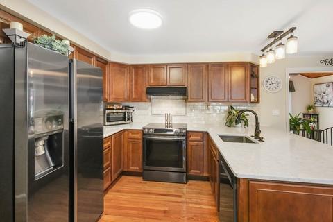 30 Apthorp St, Worcester, MA 01606 photo 10
