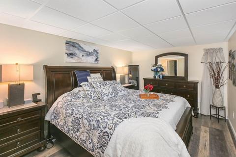 30 Apthorp St, Worcester, MA 01606 photo 32