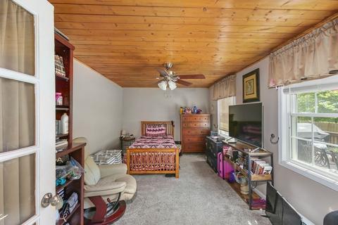 30 Apthorp St, Worcester, MA 01606 photo 17