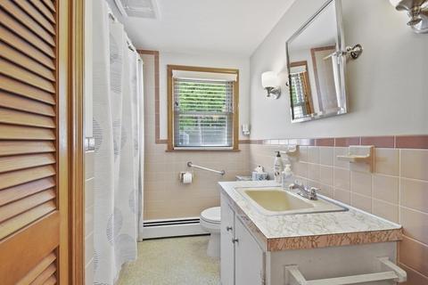 38 Nelson St, Webster, MA 01570 photo 16