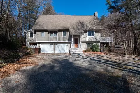 51 Pierce Rd, Sutton, MA 01590