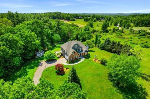 23 Forest St, Dunstable, MA 01827 photo 2