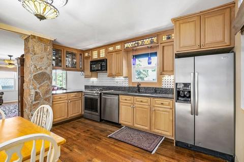 124 Spring St, Hull, MA 02045 photo 3