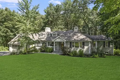 57 Cheever Cir, Andover, MA 01810