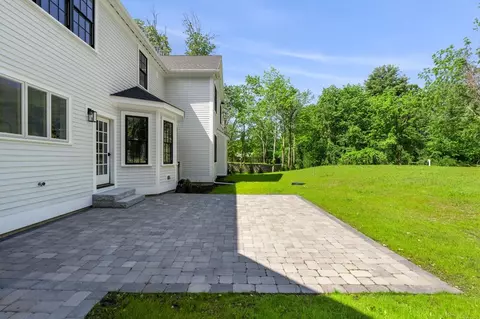 258 Main St, Lynnfield, MA 01940 photo 36