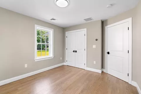 258 Main St, Lynnfield, MA 01940 photo 28