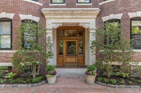 28 Hurlbut St #2, Cambridge, MA 02138