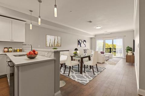 131 Eliot St #209, Milton, MA 02186