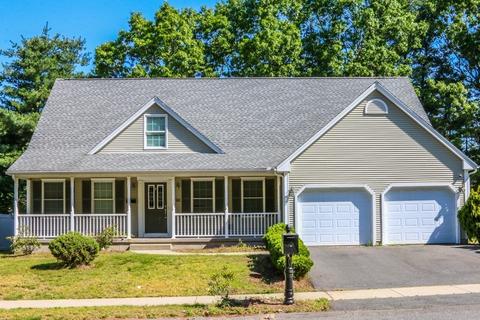 92 Barrington Dr, Springfield, MA 01129 photo 2