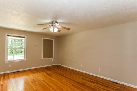 92 Barrington Dr, Springfield, MA 01129 photo 20