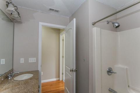 92 Barrington Dr, Springfield, MA 01129 photo 37