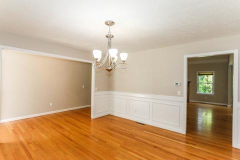 92 Barrington Dr, Springfield, MA 01129 photo 7
