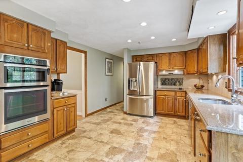 1 Wilson Cir, Maynard, MA 01754 photo 6