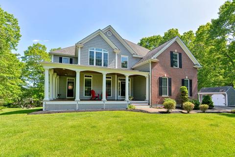 14 Fatima Dr, Ashland, MA 01721
