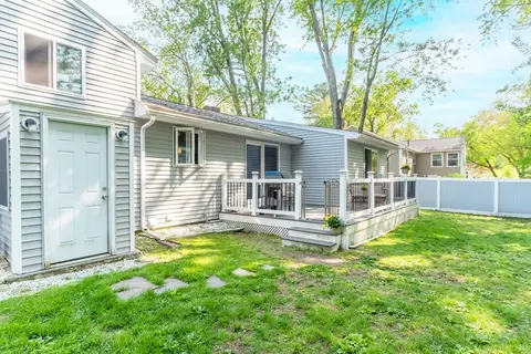 51 Old Marlboro Rd, Maynard, MA 01754 photo 9