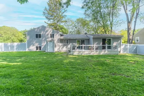 51 Old Marlboro Rd, Maynard, MA 01754 photo 6