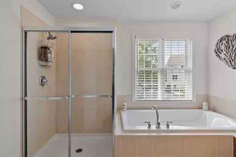 25 Robin Hill Rd, Danvers, MA 01923 photo 17
