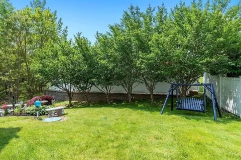 25 Robin Hill Rd, Danvers, MA 01923 photo 30