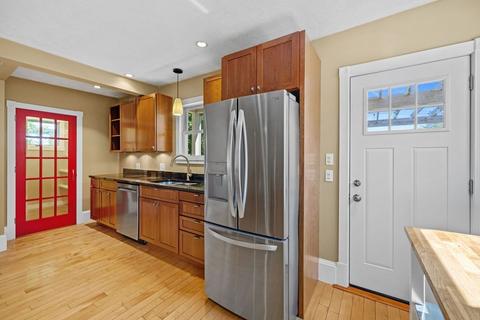 208 May St, Worcester, MA 01606 photo 18