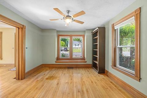 208 May St, Worcester, MA 01606 photo 9