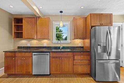208 May St, Worcester, MA 01606 photo 14