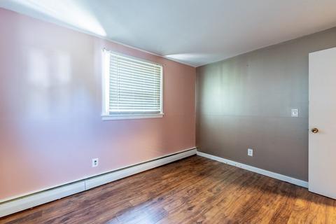 21 Nokomis St, Springfield, MA 01109 photo 21