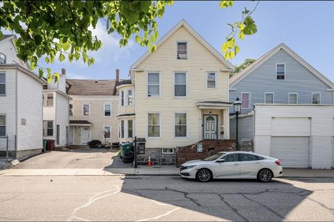 166 Suffolk St, Lowell, MA 01854