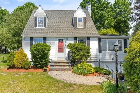 80 Main St, Wakefield, MA 01880