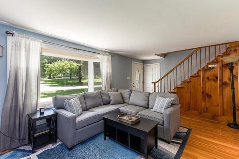 39 Pollard Dr, Millis, MA 02054 photo 15