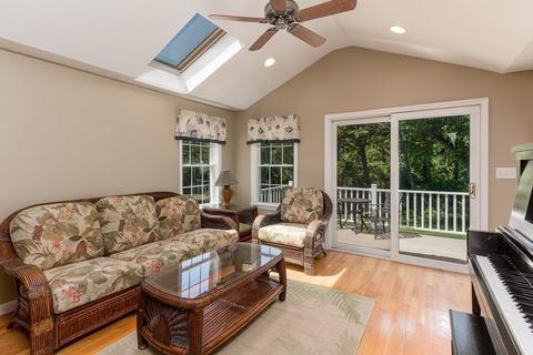 39 Pollard Dr, Millis, MA 02054 photo 10