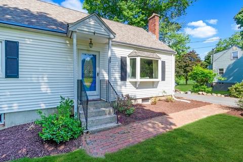 39 Pollard Dr, Millis, MA 02054