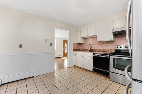40 Roosevelt Ave, Danvers, MA 01923 photo 11