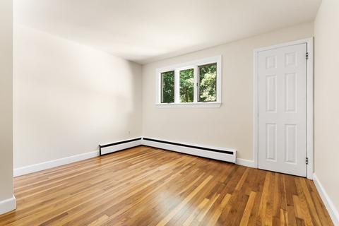 40 Roosevelt Ave, Danvers, MA 01923 photo 6