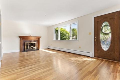 40 Roosevelt Ave, Danvers, MA 01923 photo 4