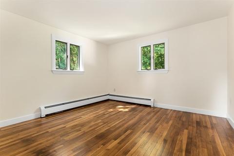 40 Roosevelt Ave, Danvers, MA 01923 photo 8