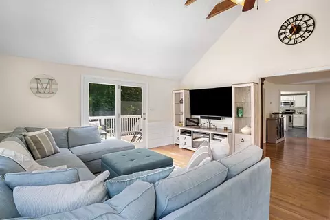 3 Strawberry Ln, Norfolk, MA 02056 photo 9