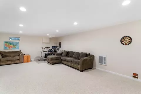 3 Strawberry Ln, Norfolk, MA 02056 photo 27